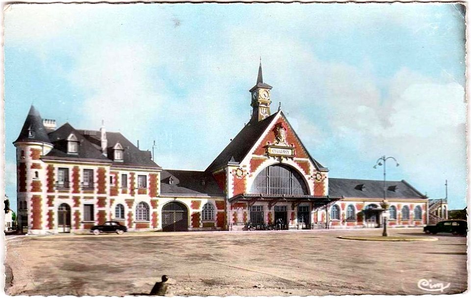 Chauny.Gare.Place de la Gare