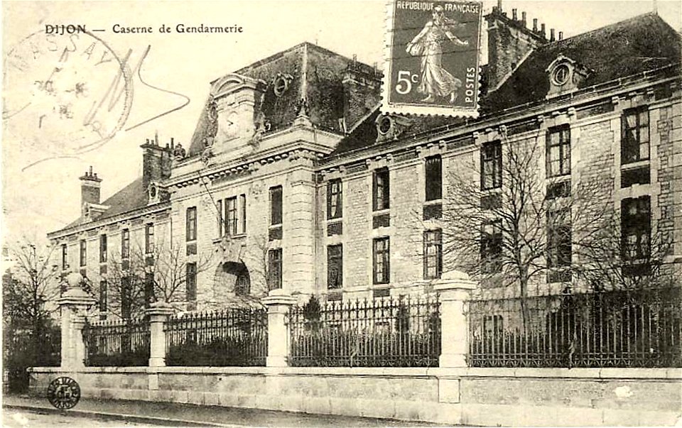 Dijon.Caserne de Gendarmerie