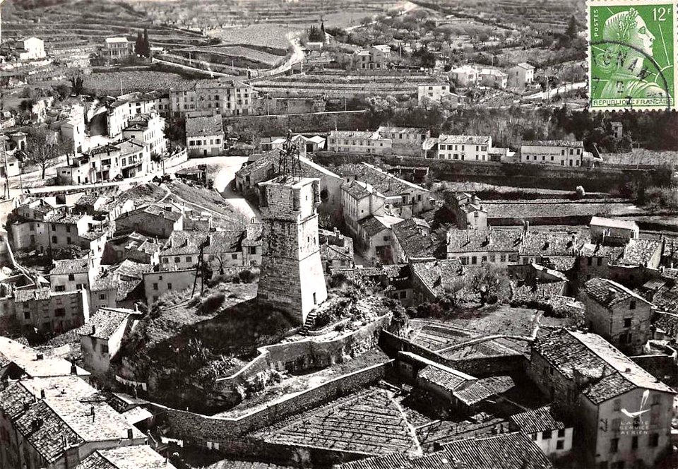 Draguignan.la-tour-lhorloge-ciel