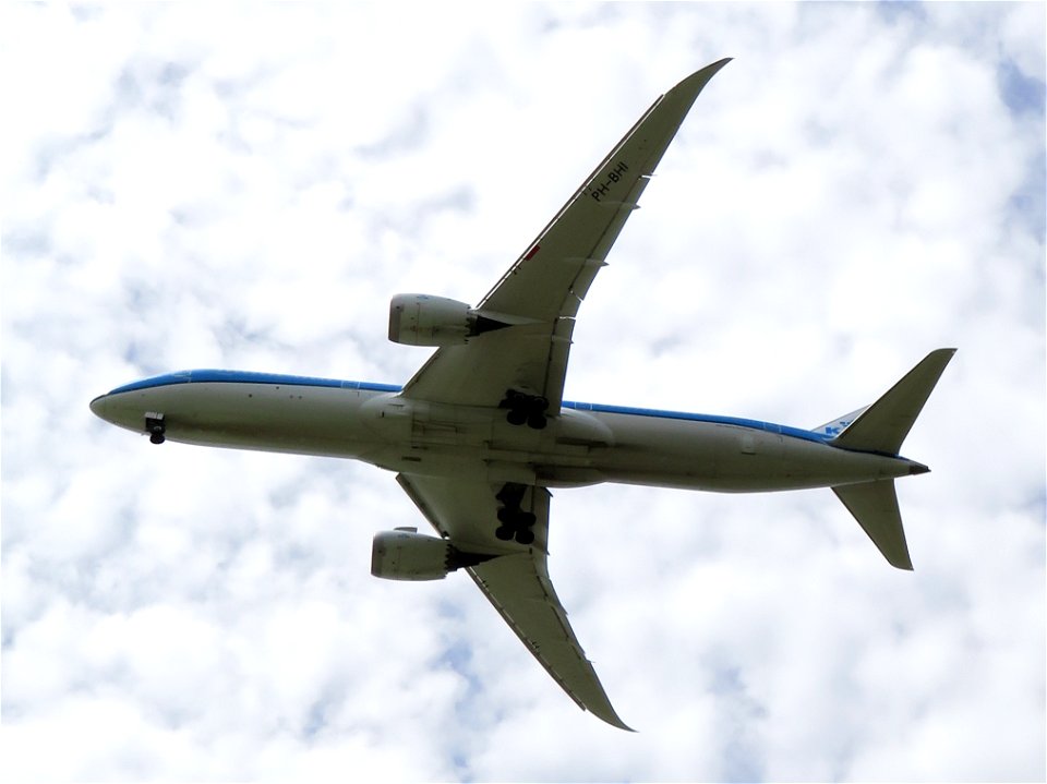 Incoming KLM Jet at Calgary Airport