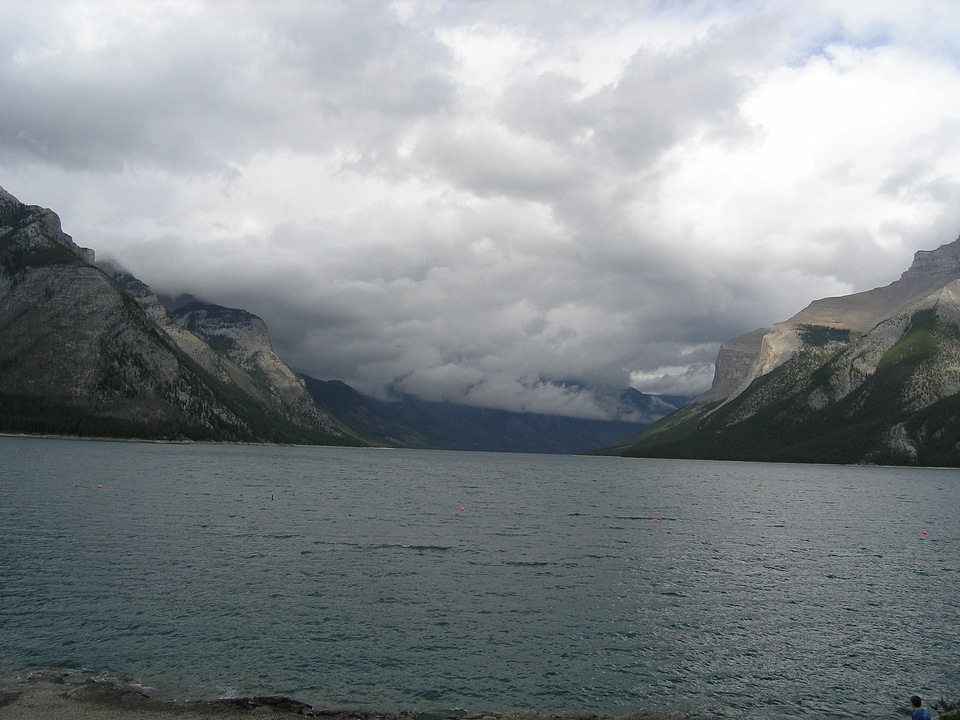 Rock Isle Lake via Sunshine Meadow Hiking