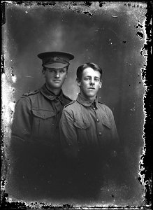 Two Australian soldiers, [n.d.]