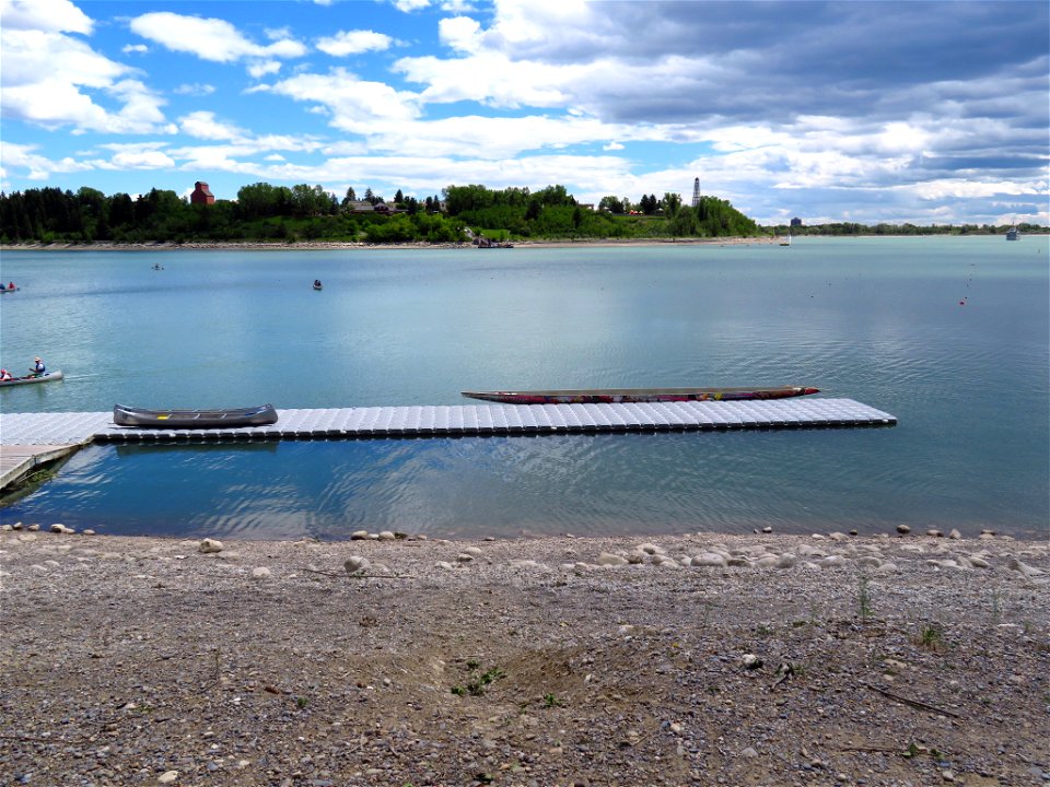 Summer at the reservoir