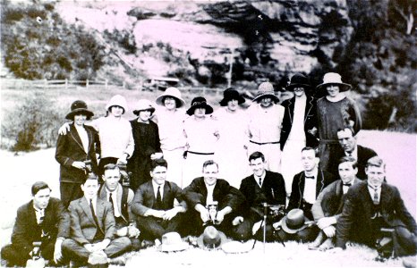 Group photo of 9 ladies and 10 gentlemen, probably from a camera club, on an outdoor outing, {n.d.] photo