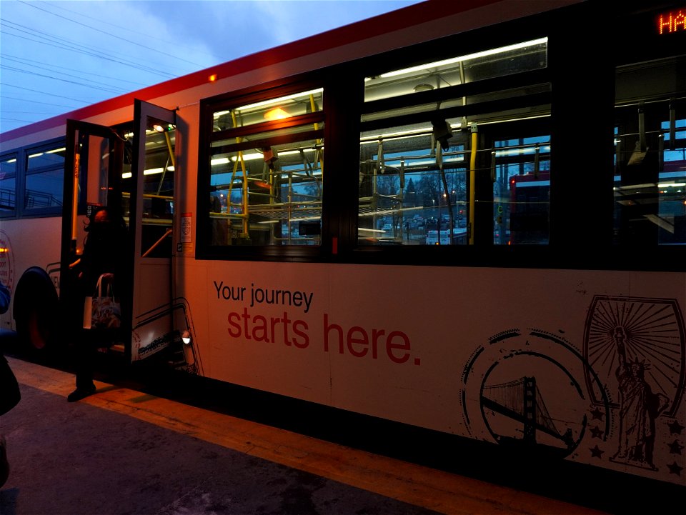 OG Airport bus at Kipling.