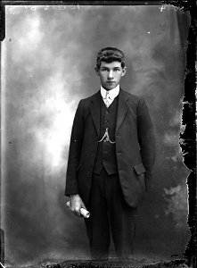 [Mr Bills], [n.d.]