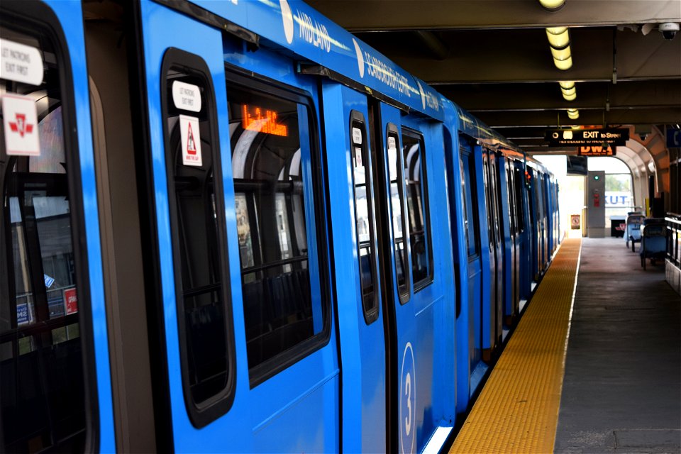 TTC Line3 RT at Lawrence East.