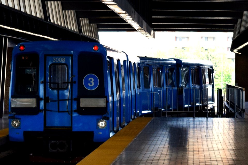 Line3 RT Departing Kennedy.