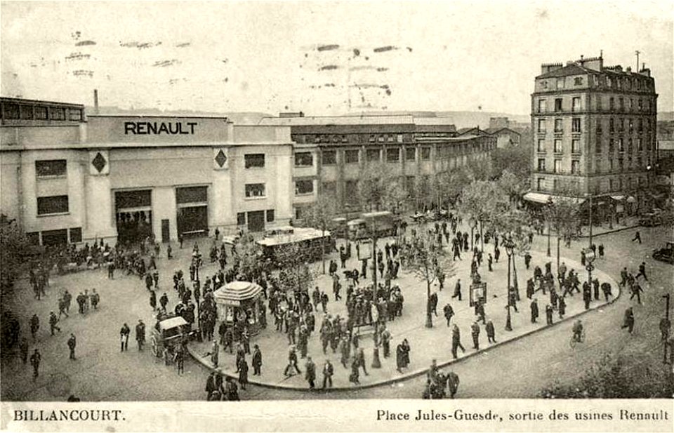 Boulogne-Billancourt.Place Jules-Guesde et sortie des Usines Renault