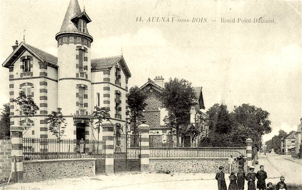 Aulnay-sous-Bois.Rond-point Dumont.Noir et blanc