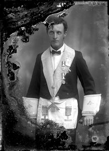 F. B. Shortland (1875-1942), Manager of Kurri Kurri Co-Op Store, Lodge Kurri Kurri,  1914-1915/16