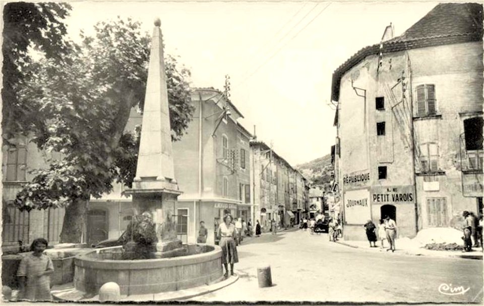La Valette-du-Var.Place Léopold-Maurel