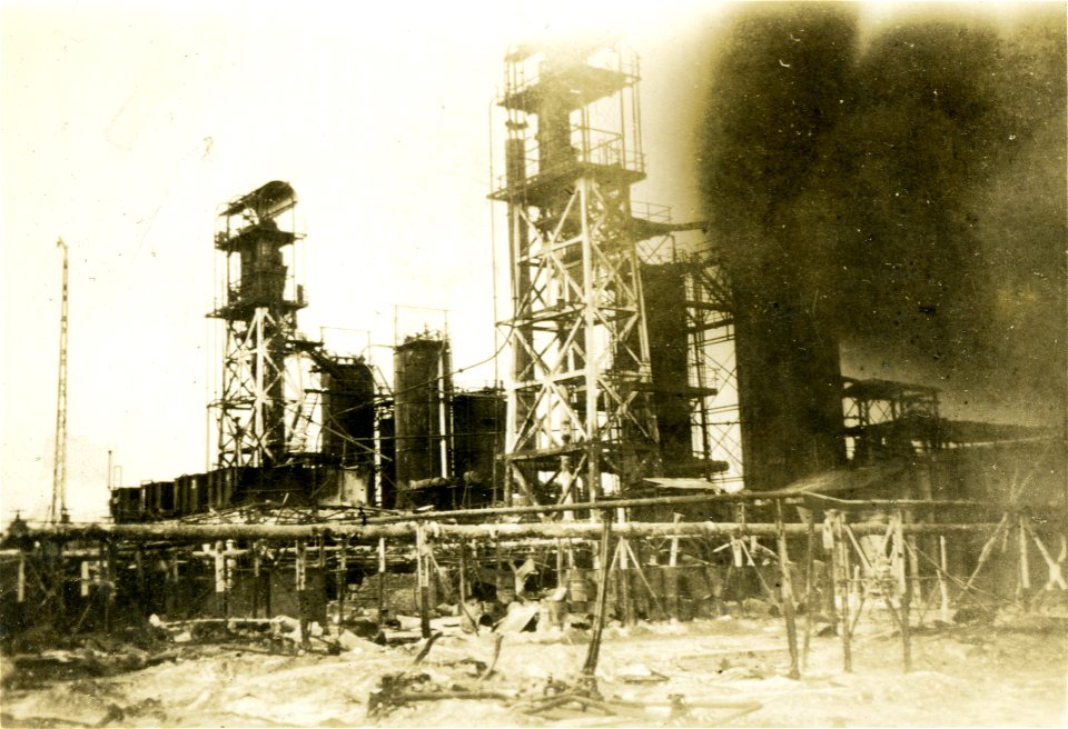 Unidentified industrial complex, possibly in PNG or Darwin during World War 2.