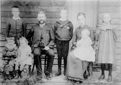 Family group photograph, parents and six children, [n.d.] photo