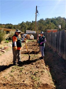 Friends of Tijeras Pueblo Garden Planting Day