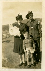 Aub, Glad, Ken and Jean Foster, [1939-1945]
