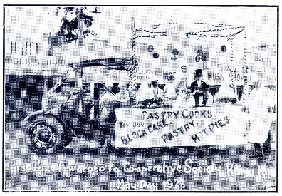 "First Prize awarded to Co-Operative Society, Kurri Kurri, May Day, 1928".
