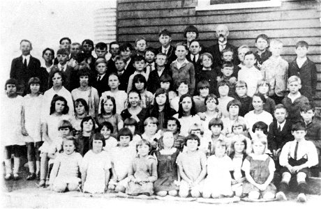 Students and teachers, primary school photo, [n.d.] photo