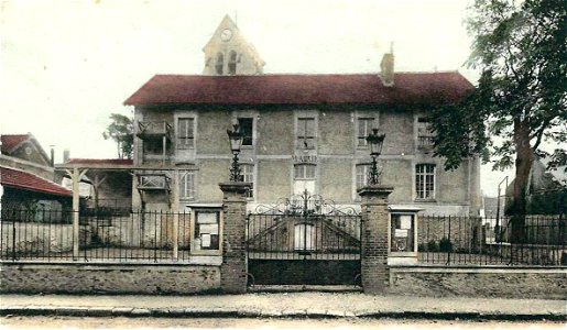 Combs-la-Ville.La mairie