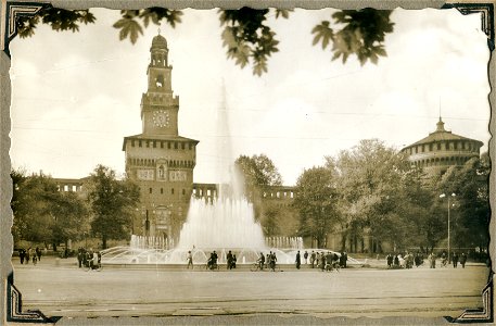Il Castello, Milan, Italy - Postcard