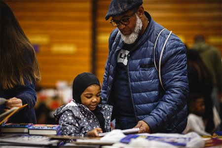 andrew_huth_readby4th_bookfair2019_010