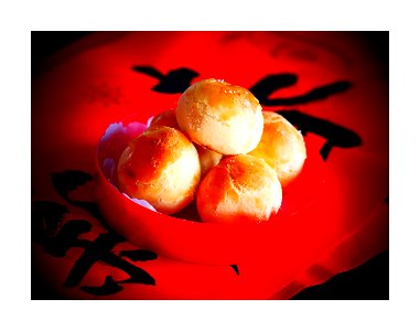Everything red - golden pineapple tart and couplets photo
