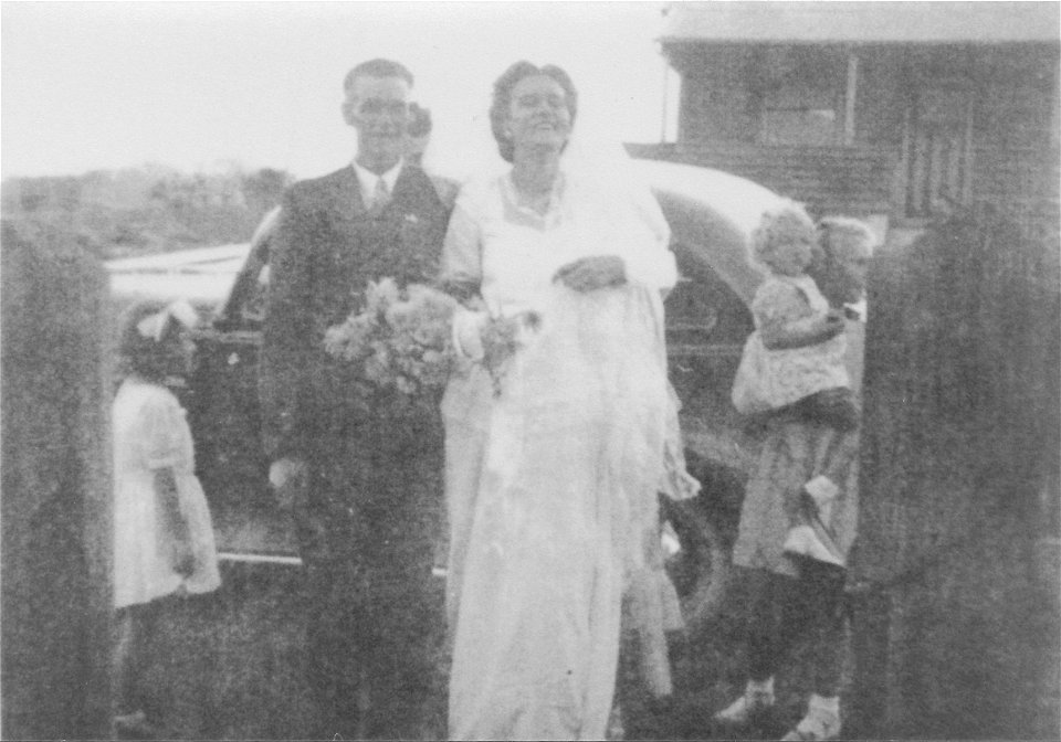 Melvin Wyborn and Una Wyborn. [n.d.]