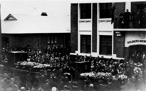 Bellbird Colliery Disaster funeral, Cessnock, NSW, 1923