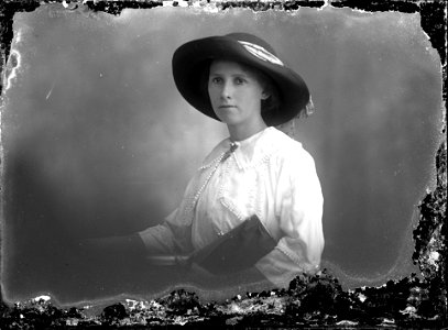 Lady wearing hat, [n.d.]
