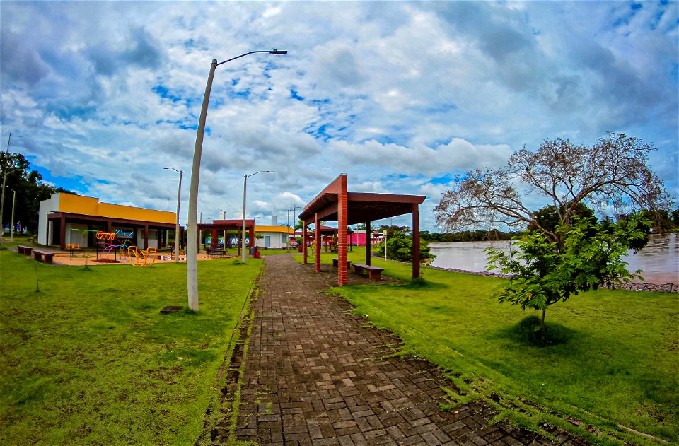 Praça Beira Rio_Ji-Parana