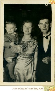 Aub and Glad Foster with son, Ken, [n.d.] photo