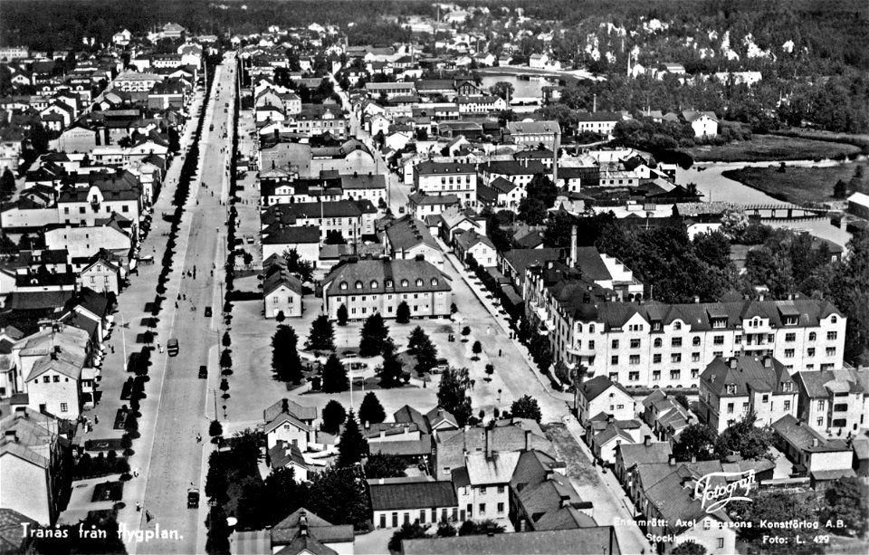 164 Flygbild över Tranås centrun