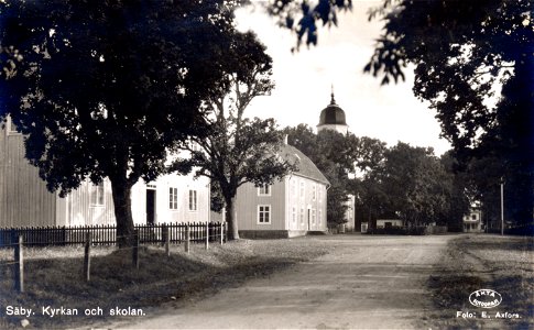 081 Säby skolan och kyrkan