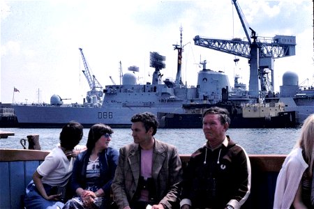 D88 HMS Glasgow with gun reversed 1983 photo