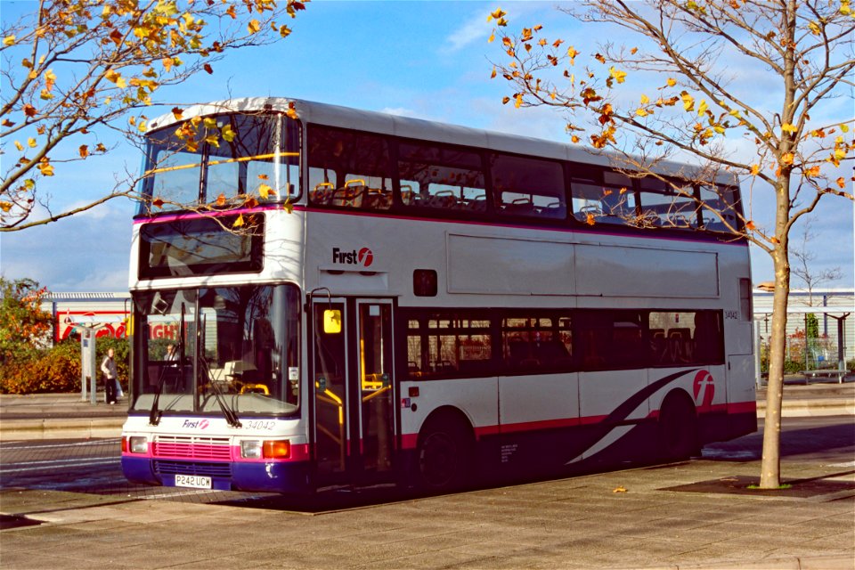 BS34 5QU 301106 P242UCW_filtered