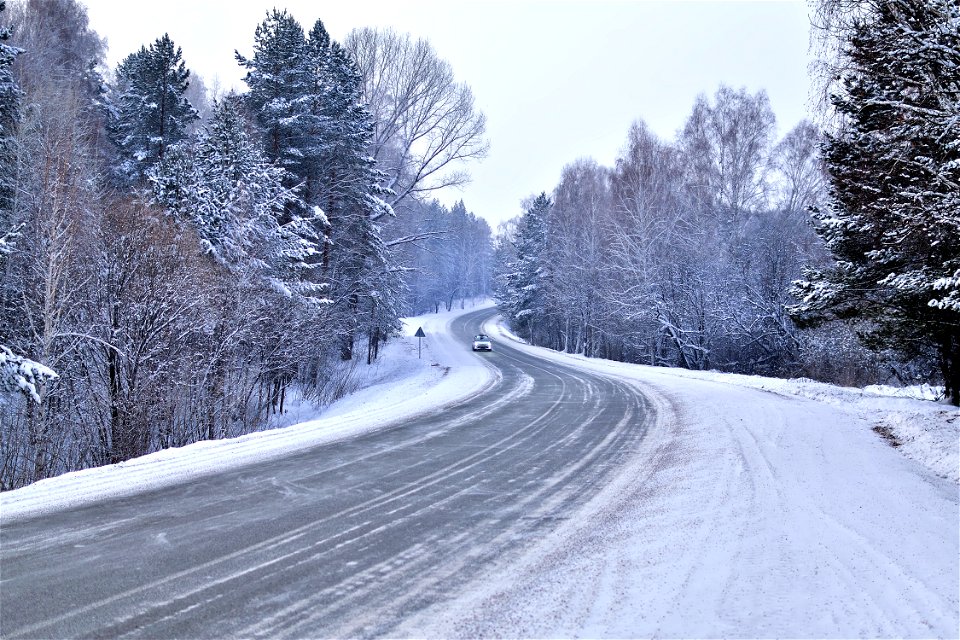 winter road through the Sayans photo