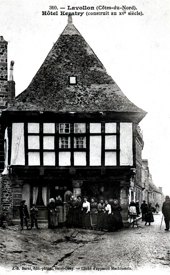 LANVOLLON (Côtes d'Armor) Hôtel Keratry