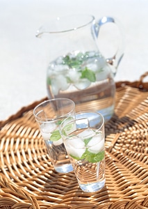 green tea with mint