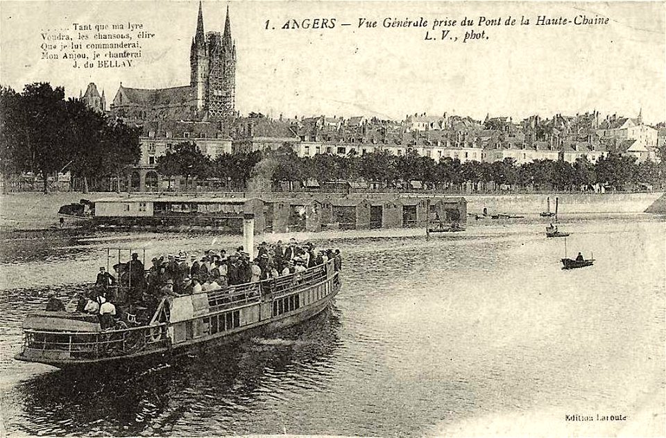 Angers.Vue de la ville, du pont de la Haute-Chaîne