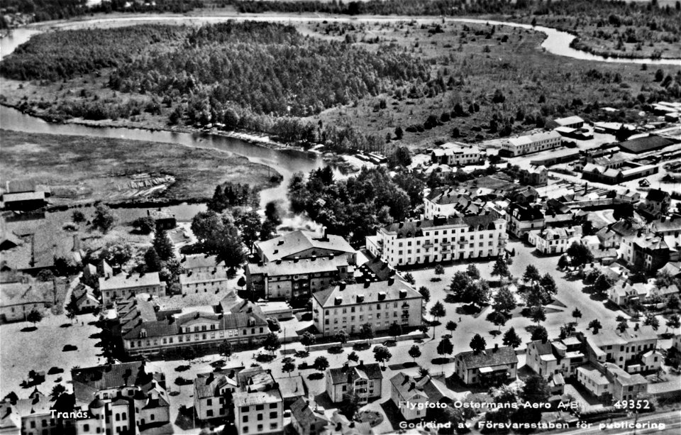 157 Flygbild över Tranås centrun