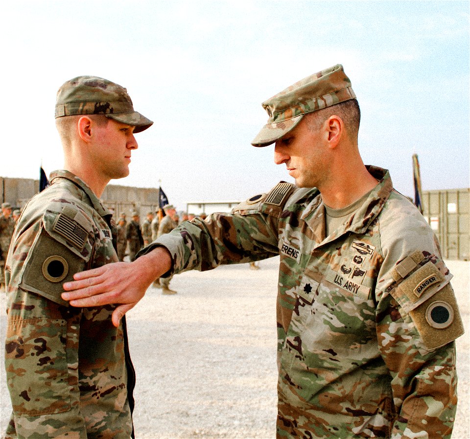 Patching ceremony of 1st Battalion, 125th Infantry Regiment