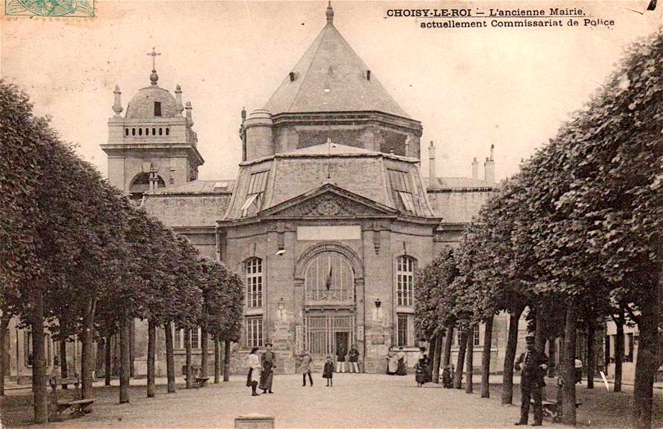 Choisy-le-Roi.L'ancienne mairie, actuellement commissariat de Police