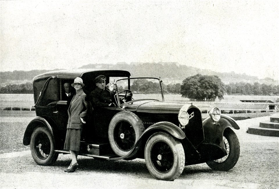 Automobile DELAUNAY-BELLEVILLE 6 cylindres 1928