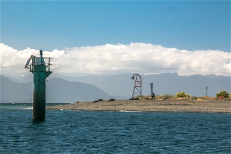 Canal de Tenglo_Isla Tenglo.jpg photo