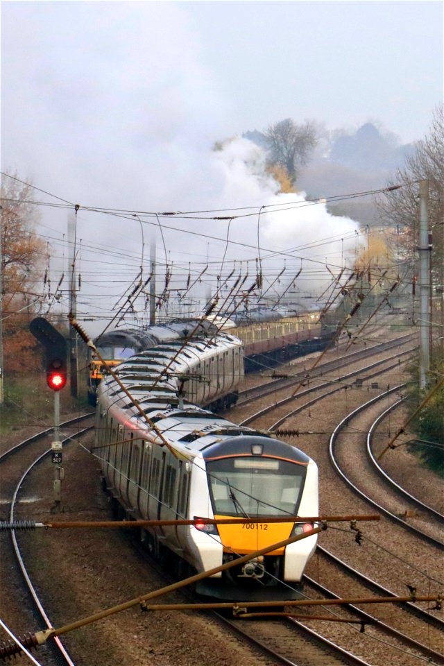 4498 Sir Nigel Gresley at Oakleigh Park
