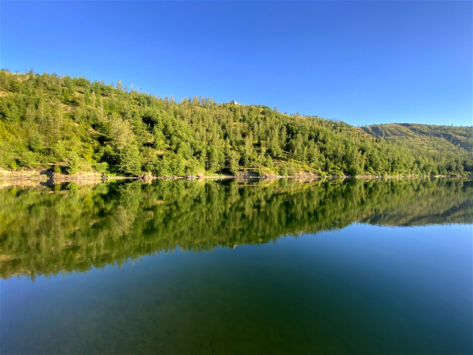 Coldwater Lake in WA