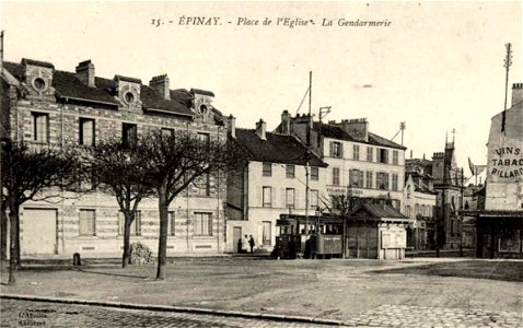 Épinay-sur-Seine.Place de l'Église et gendarmerie