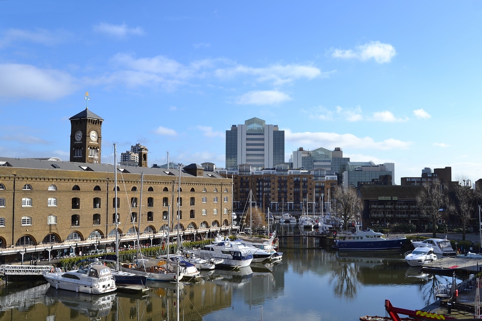 London Marina and yaughts