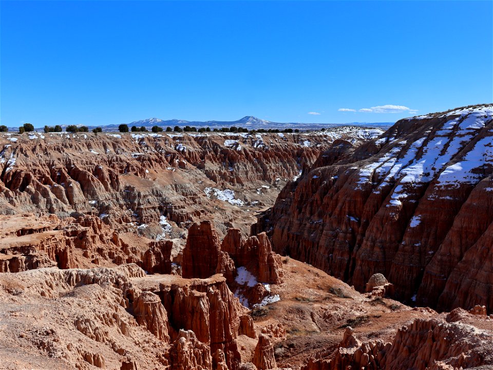 Cathedral Gorge SP in NV