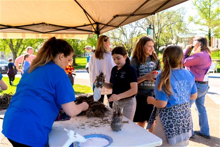 EarthDay_bn2023-12